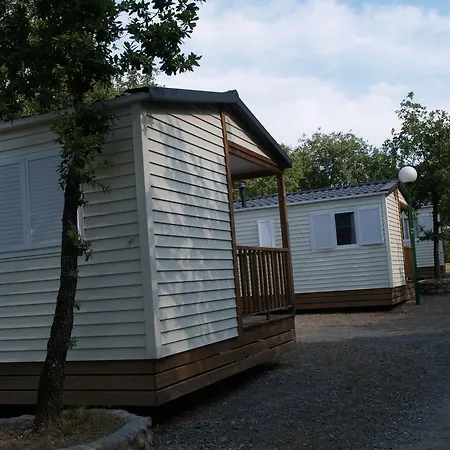 مكان تخييم Camping Ainsa Aínsa